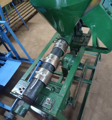 plastic extruder machine